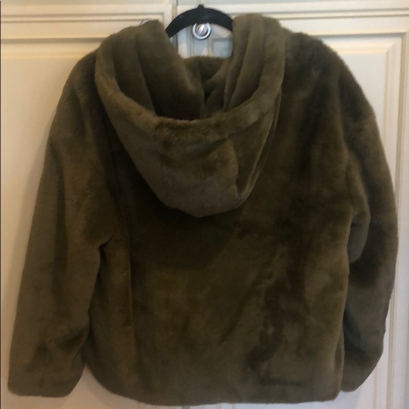 Zara Woman faux fur jacket - Picture 2 of 10